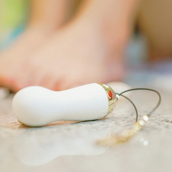 7 mind-blowing reasons this app-controlled bullet vibrator will become your new favorite toy