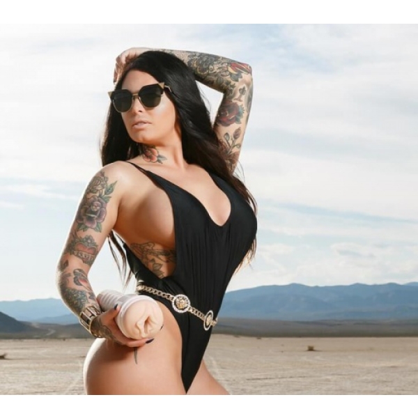 7 Mind-Blowing Features of the Christy Mack Attack Masturbator You Need Tonight