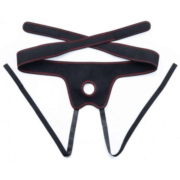 5 Sensational Reasons This 7.5" Strapon Set with Balls Will Spice Up Your Playtime