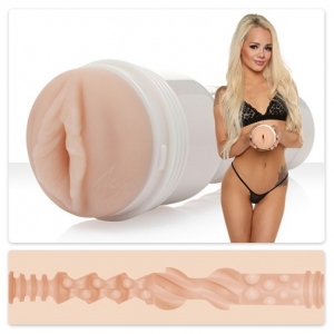 6 mind-blowing sensations with Elsa Jean Tasty Masturbator - pleasure redefined!