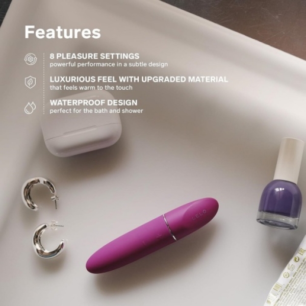 7 Sensational Features of the Mia 3 Mini Vibrator in Violet Dusk