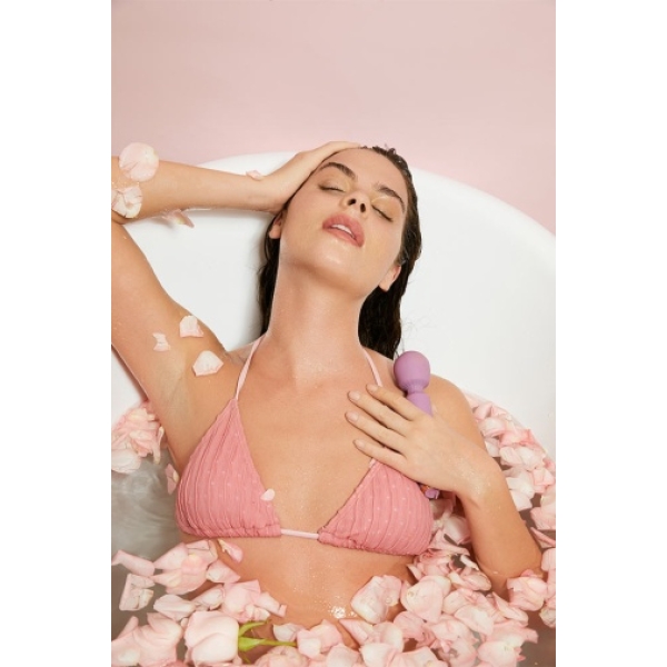 "7 Sensational Ways Mini Emma Neo Wand Ignites Passion in Romantic Rose"