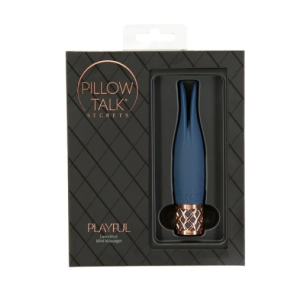 6 mind-blowing sensations packed in this navy clitoral stimulator for ultimate pleasure