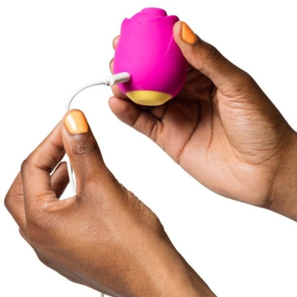 7 Pleasure Surprises with Rose Clitoral Stimulator - Violet for Ultimate Bliss