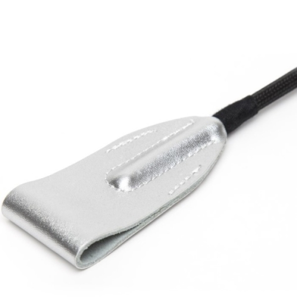 7 Sensational Reasons the Sweet Sting Riding Crop Will Elevate Your Play