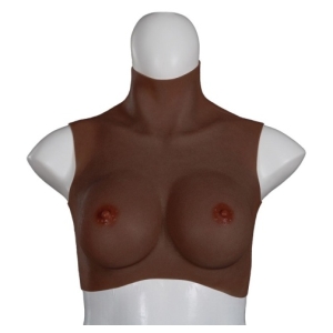 5 Lifelike Features of Ultra Realistic Breast Form M - Black for Ultimate Sensation